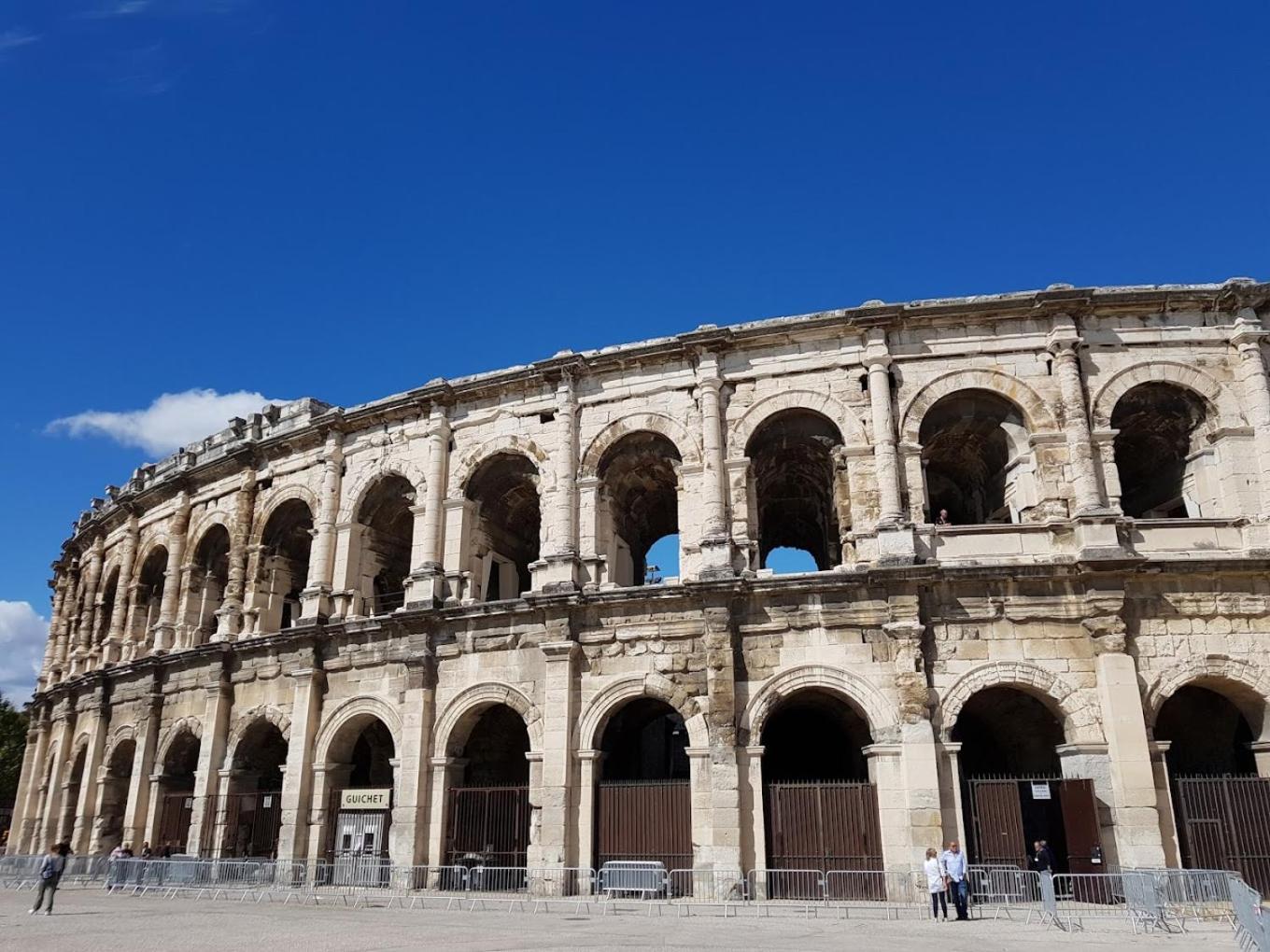 Les Arenes De Nimes - Centre Ville 10 Min Gare -Parking- 2 Chambres Eksteriør billede